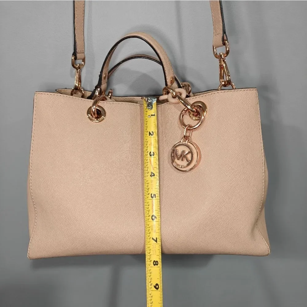 🐢 Michael Kors Cynthia Bag. Excellent Condition! - Picture 5 of 15